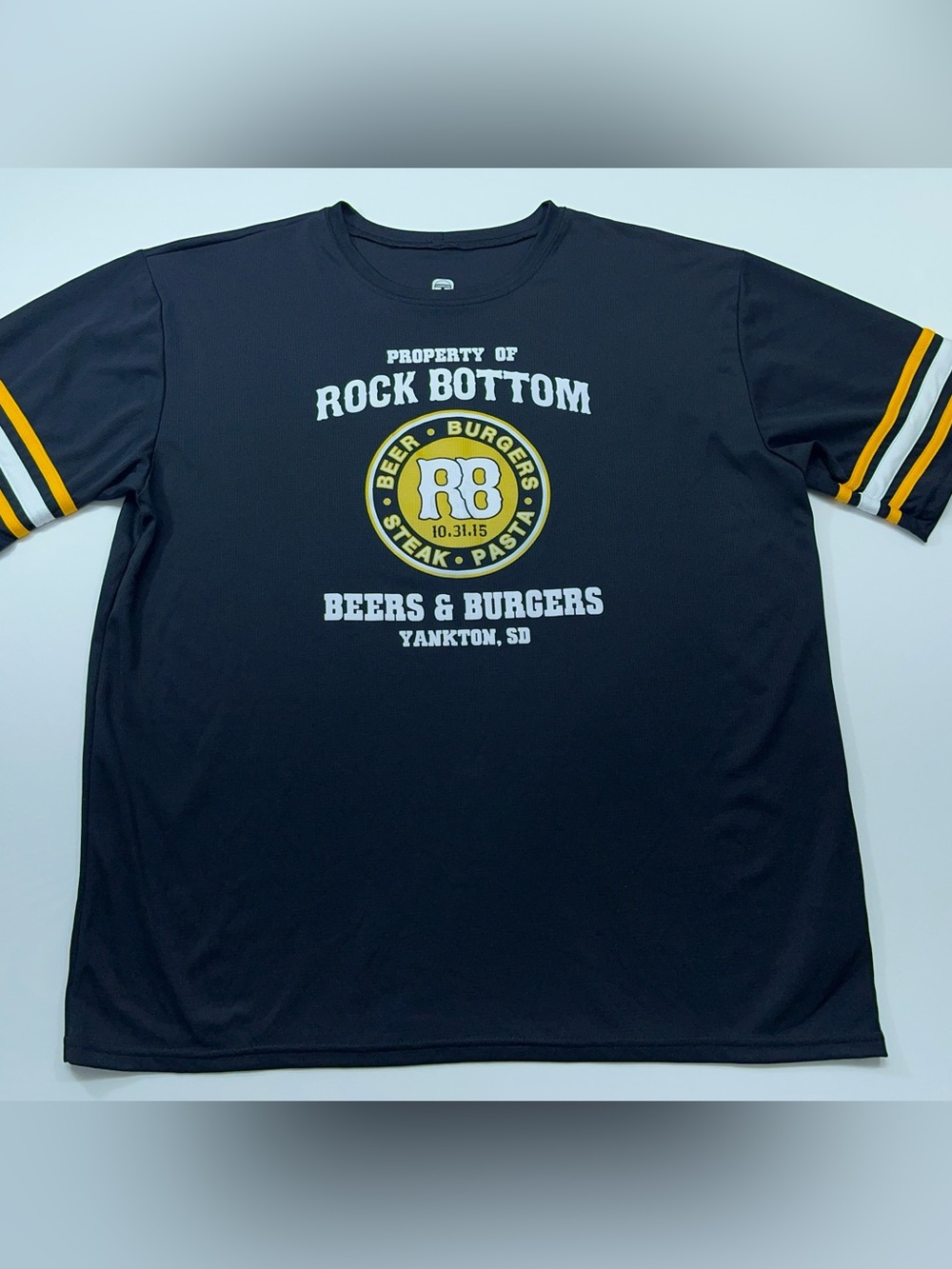 Rock Bottom Beers & Burgers Shirt Mens Size XL Black Jersey Yankton SD Teamwork